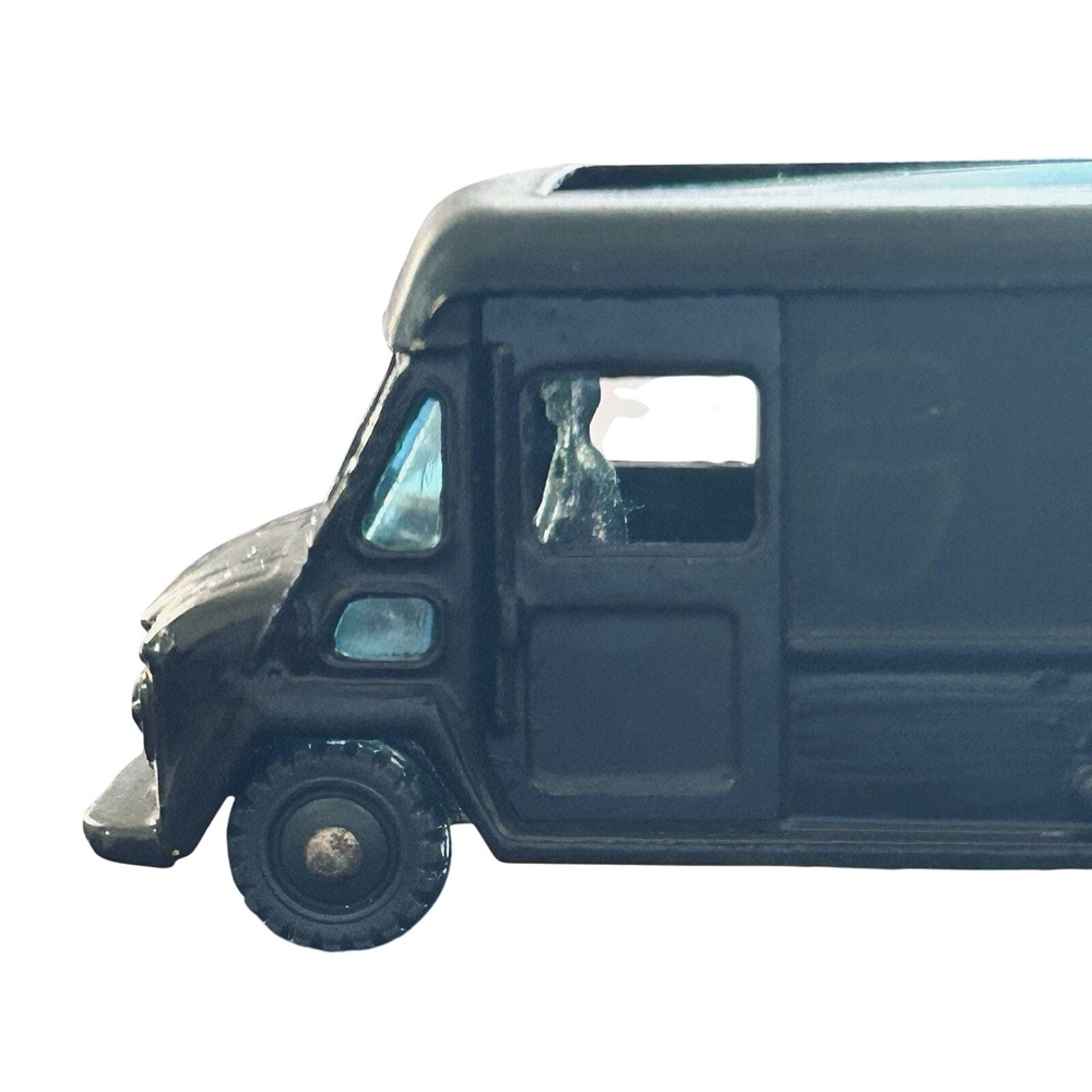 Husky Great Britain Commer "‎ Walk Thru " Van brown diecast Cars Trucks - Picture 3 of 8